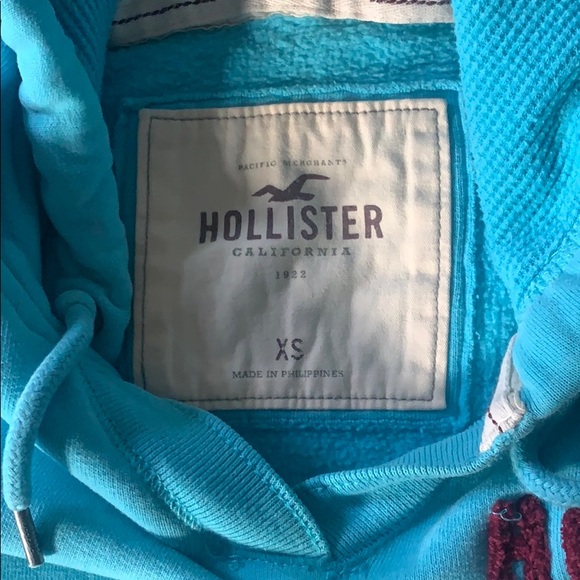 Hollister sweater - Picture 3 of 4